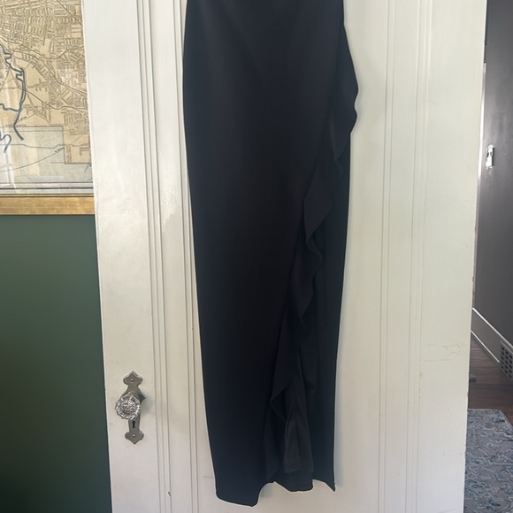 Lulu’s After hours Black Strapless Ruffled Maxi Dress - Picture 5 of 9